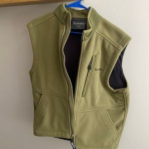 SIMMS insulated fishing vest